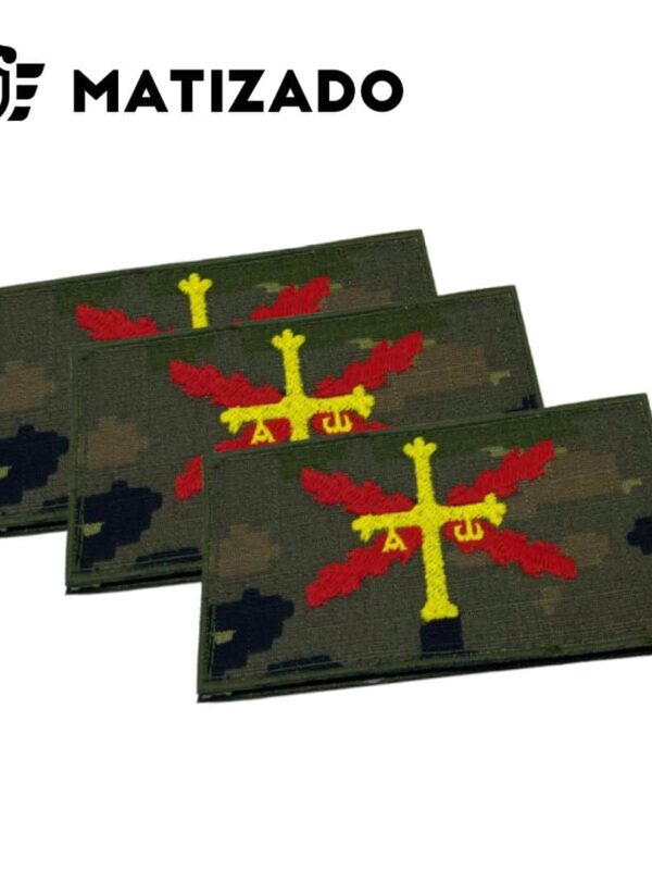 PARCHE PARA CASCO DE COMBATE O UNIFORME DEL EJERCITO ESPAÑOL CON EL ASPA DE BORGOÑA. ACABADO EN VELCRO Y SOBRE TELA RIP STOP