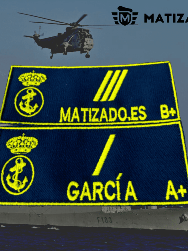 Galleta militar de pecho bordada armada española azul
