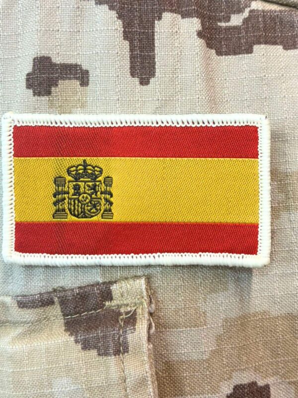 Bandera de España (nuevo modelo) para hombro acabada en velcro uniforme ARIDO